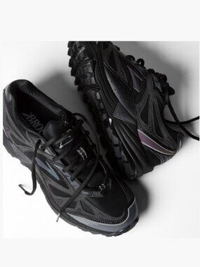 NEW Brooks Cascadia 1 Trail Runners/Hiking Sneakers- Unisex, Limited Edition